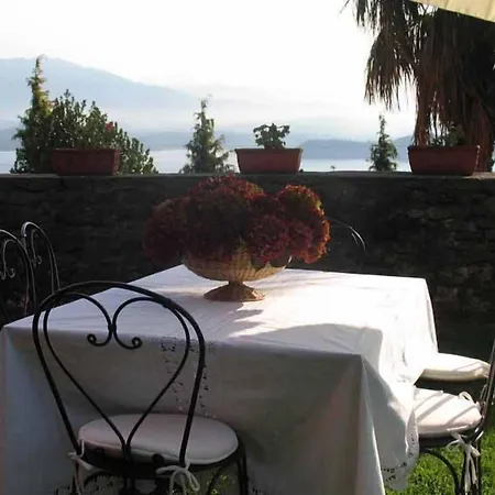 Casa di campagna Casamariuccia Massino Visconti