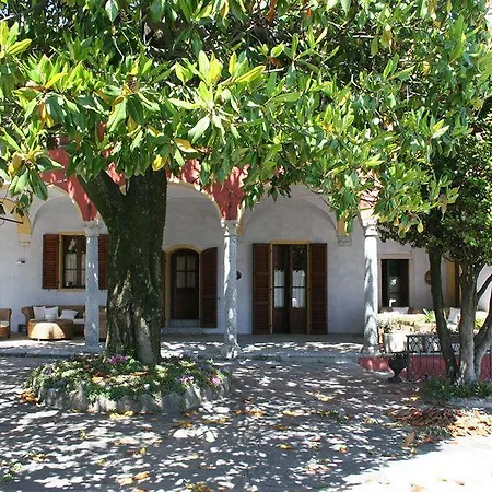 Casamariuccia Country house Massino Visconti